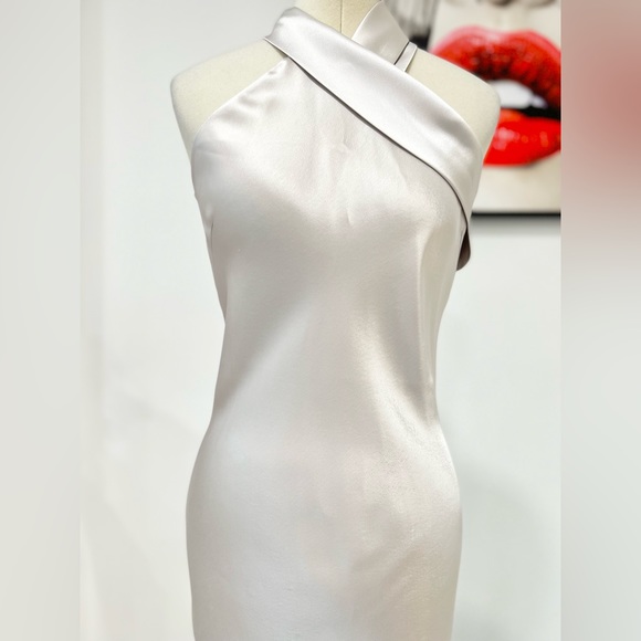 Galvan London Pandora Platinum Satin maxi Dress - Picture 9 of 13